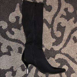High heel boots
